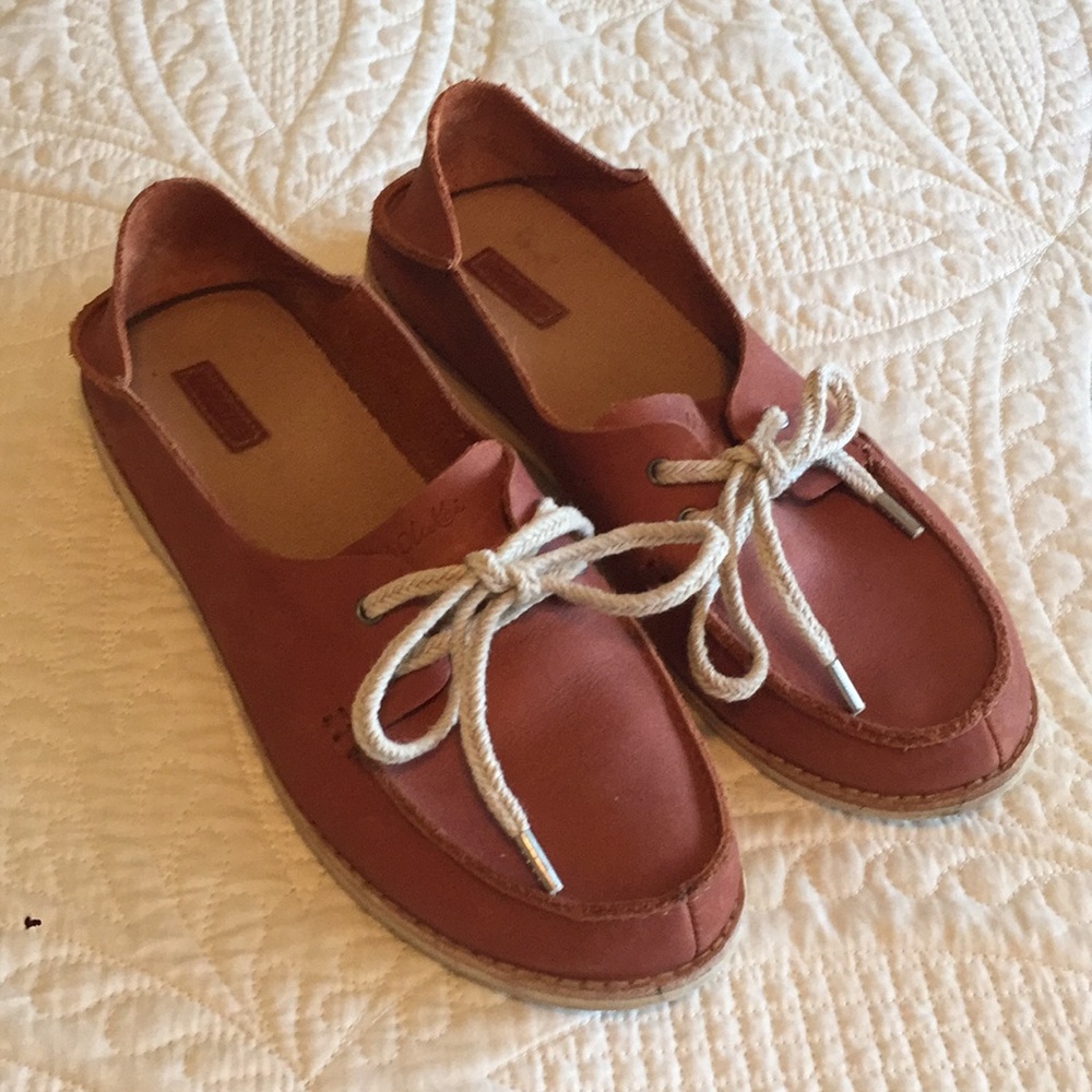 OluKai leather topsider boat shoes, size 8